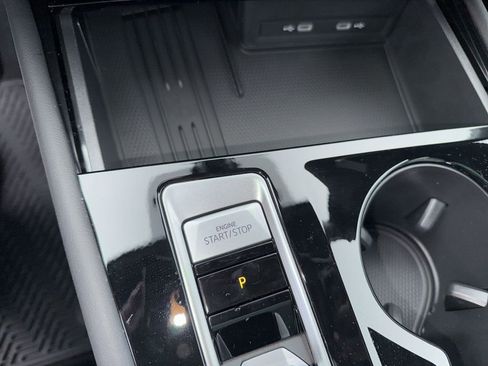 New 2025 Volkswagen Atlas Cross Sport SEL Premium R-Line image 32