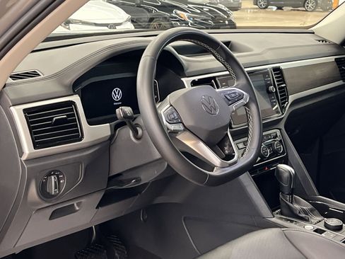 Used 2022 Volkswagen Atlas SE image 12