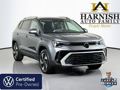 Certified 2025 Volkswagen Taos SE