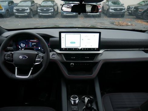 New 2026 Ford Explorer ST-Line w/ ST-Line Street Pack image 6