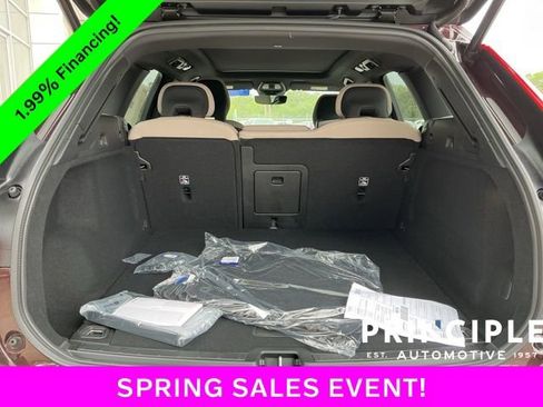 New 2026 Volvo XC60 B5 Core AWD/4WD image 13