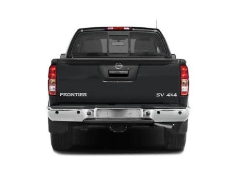 Used 2019 Nissan Frontier SV RWD image 6