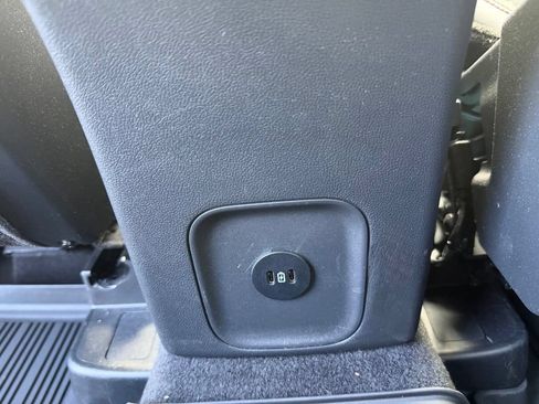 Used 2025 Ford Escape ST-Line Select w/ Tech Pack #1 AWD/4WD image 22