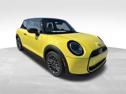 New 2026 MINI Cooper S image 1