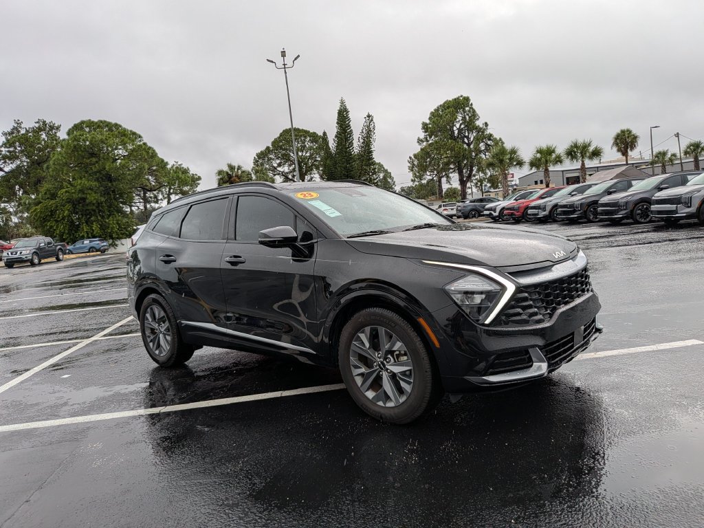 Certified 2023 Kia Sportage SX FWD image 2