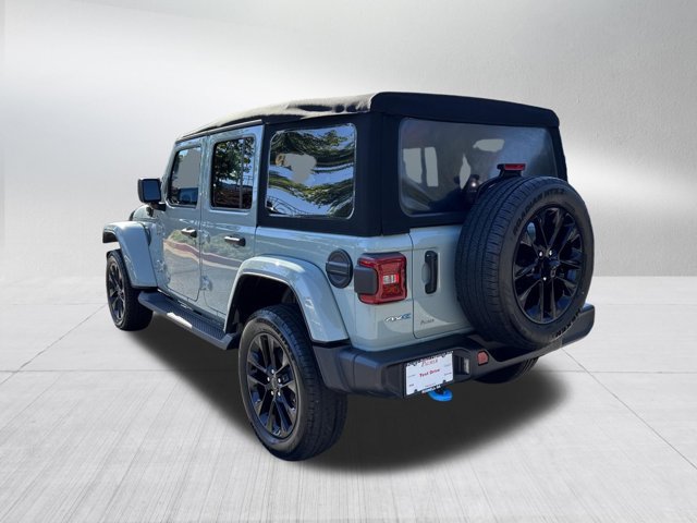 Used 2024 Jeep Wrangler Unlimited Sahara AWD/4WD image 8