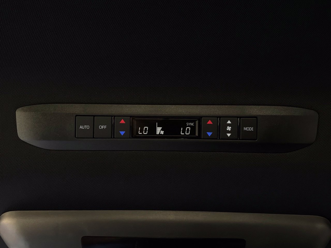 New 2026 Toyota Sienna XLE Woodland Edition AWD/4WD image 15