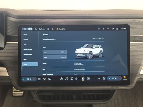 Used 2024 Rivian R1S Adventure AWD/4WD image 29