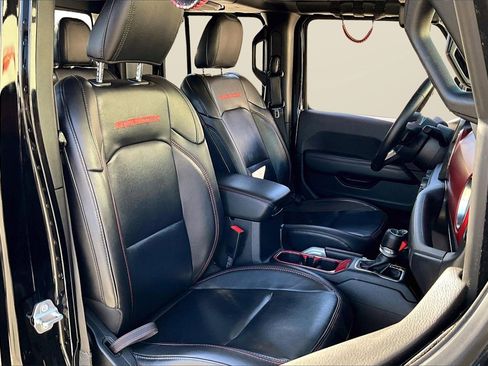 Used 2020 Jeep Gladiator Rubicon image 22