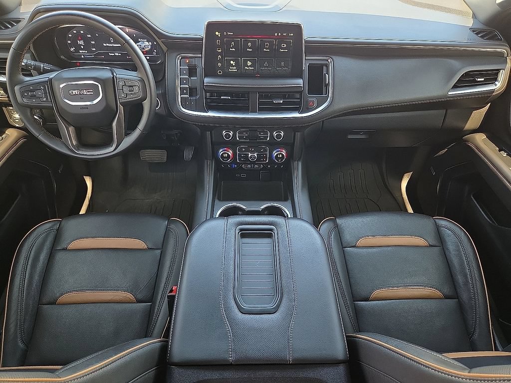 Used 2024 GMC Yukon AT4 w/ Technology Package AWD/4WD image 10
