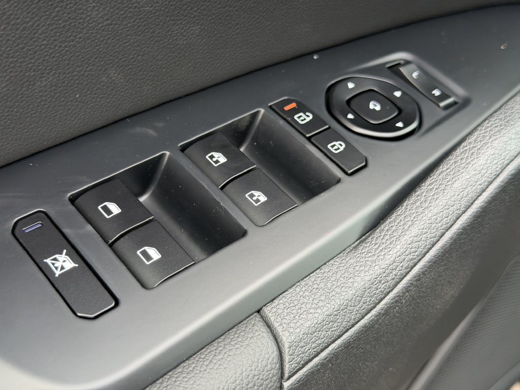New 2027 Kia Sportage SX FWD image 21