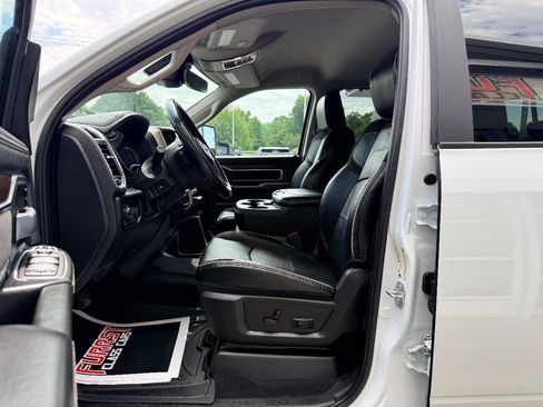 Used 2024 RAM 2500 Laramie w/ Safety Group AWD/4WD image 19