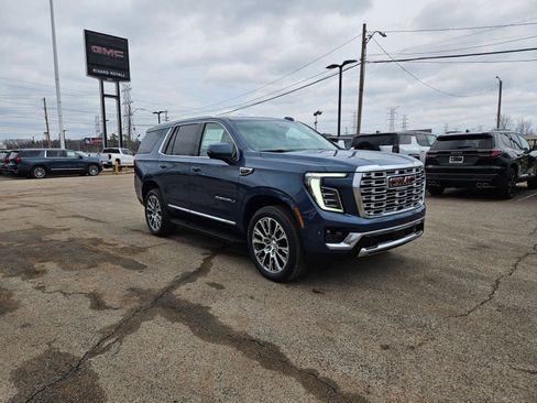 New 2026 GMC Yukon Denali image 8