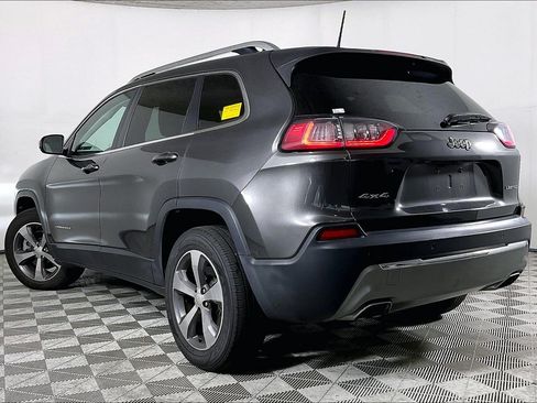 Used 2019 Jeep Cherokee Limited AWD/4WD image 5