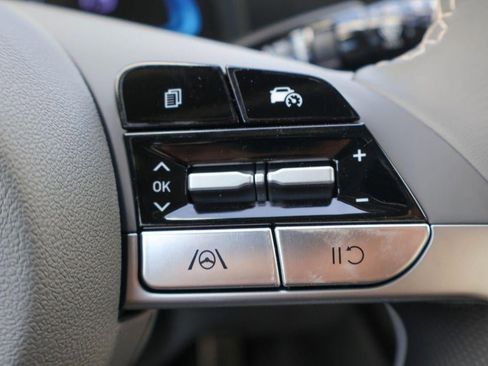 New 2026 Hyundai Elantra Sport FWD image 13