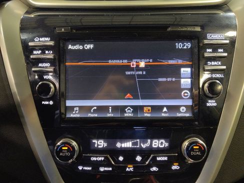 Used 2018 Nissan Murano SL w/ Midnight Edition Package image 25