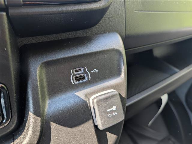 Used 2025 RAM ProMaster 2500 FWD image 23