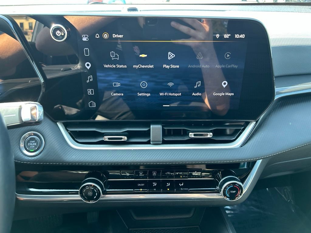 Used 2026 Chevrolet Equinox LT AWD/4WD image 25