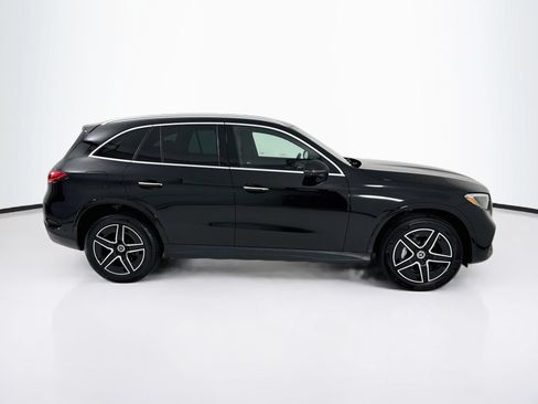 Used 2026 Mercedes-Benz GLC 300 image 9