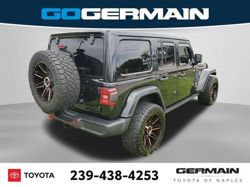 Used 2018 Jeep Wrangler Unlimited Sahara w/ Quick Order Package 24M Moab AWD/4WD image 9