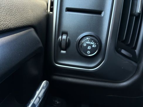 Used 2017 Chevrolet Silverado 1500 LT w/ LT Eassist Package RWD image 25