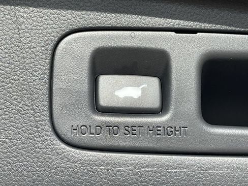 Used 2025 Honda CR-V EX-L image 29