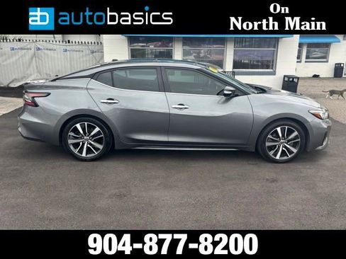 Used 2020 Nissan Maxima 3.5 SL w/ Floor Mat Group FWD image 6