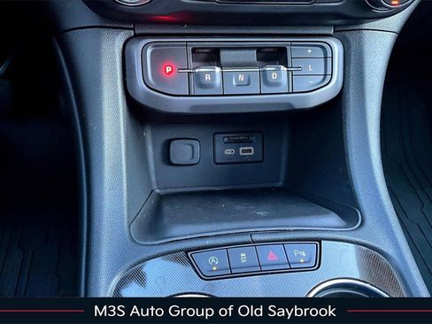 Used 2023 GMC Acadia AT4 w/ Technology Package image 16