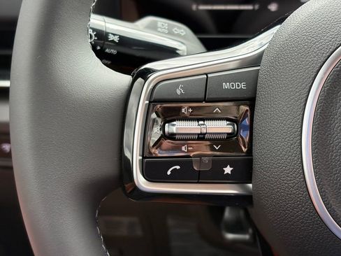 New 2026 Kia Carnival EX FWD image 30