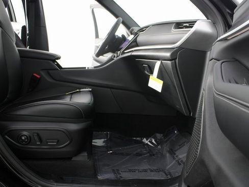 New 2025 Jeep Grand Cherokee L Limited w/ Black Appearance Package image 24