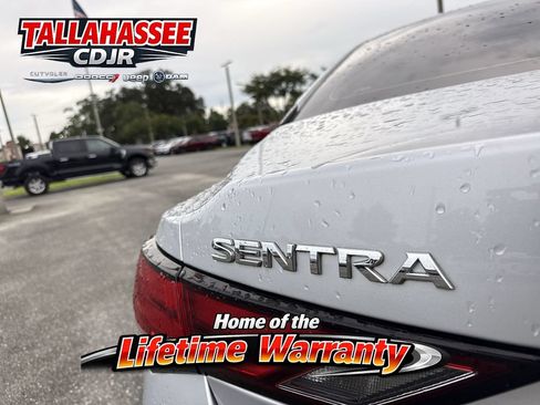 Used 2022 Nissan Sentra SV FWD image 5