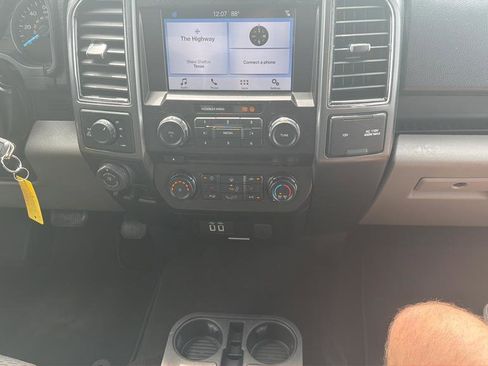 Used 2018 Ford F150 XLT w/ Equipment Group 302A Luxury AWD/4WD image 32