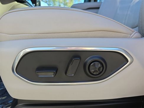 New 2025 Jeep Wagoneer Series II image 31