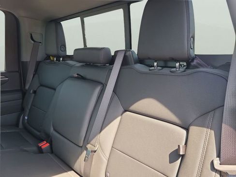 Used 2025 Chevrolet Silverado 2500 LTZ w/ LTZ Premium Package AWD/4WD image 5
