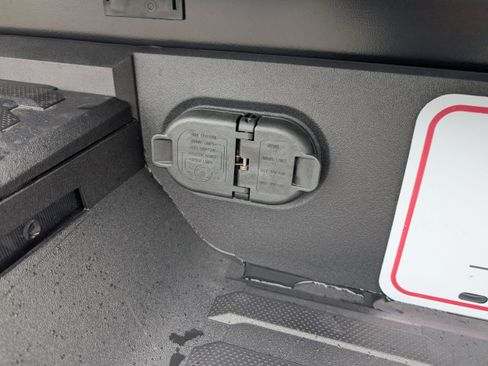 New 2026 Toyota Tundra SR5 image 32