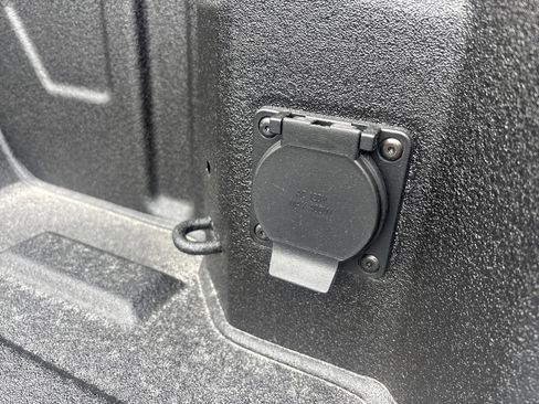 New 2026 Chevrolet Silverado 1500 LTZ w/ LTZ Premium Package image 10