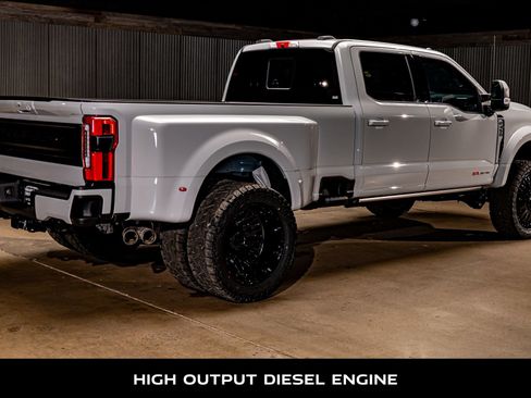 Used 2026 Ford F450 Platinum image 9