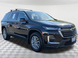Used 2023 Chevrolet Traverse LT FWD video 3