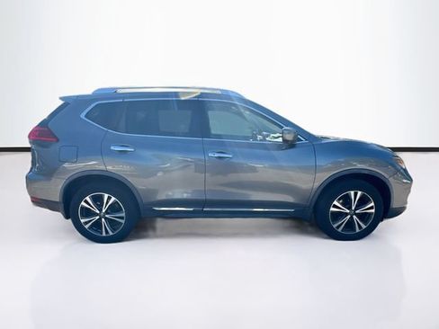 Used 2017 Nissan Rogue SL w/ SL Premium Package AWD/4WD image 10
