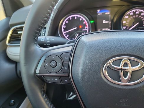 Used 2023 Toyota Camry SE image 16
