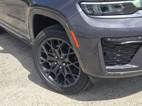 New 2026 Jeep Grand Cherokee L Summit AWD/4WD image 5
