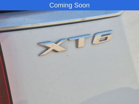 Used 2024 Cadillac XT6 Premium Luxury AWD/4WD image 5