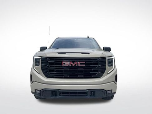 Used 2022 GMC Sierra 1500 Elevation RWD image 3