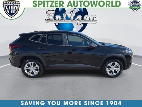 Used 2024 Chevrolet Trax LS FWD image 10