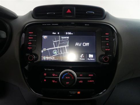 Used 2019 Kia Soul + w/ Audio Package image 35