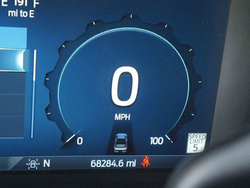 Used 2024 Ford F350 Limited image 31