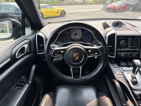 Used 2016 Porsche Cayenne S AWD/4WD image 23
