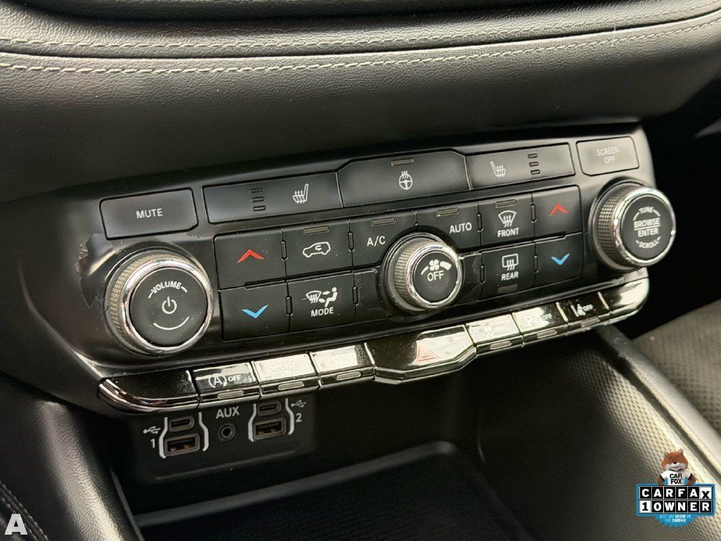 Used 2022 Dodge Durango GT RWD image 12
