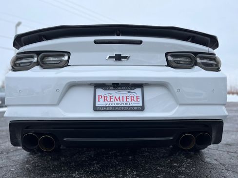 Used 2019 Chevrolet Camaro SS image 5