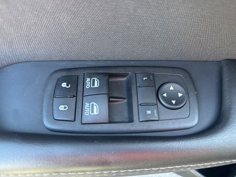 Used 2023 Dodge Challenger R/T w/ Blacktop Package image 20